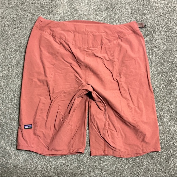 Patagonia Worn Wear Women's Dirt Roamer Bike Shorts Size 12 - Picture 8 of 11